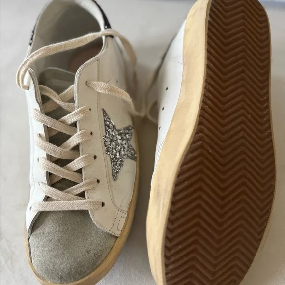 Golden Goose White and Gray Sneakers with Glitter Star - Picture 4 of 12